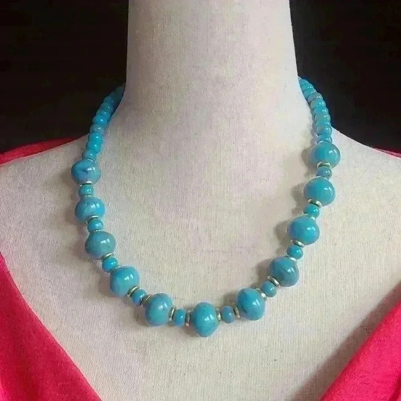 Vintage Turquoise? faux Turquoise with gold beads necklace - Picture 5 of 16